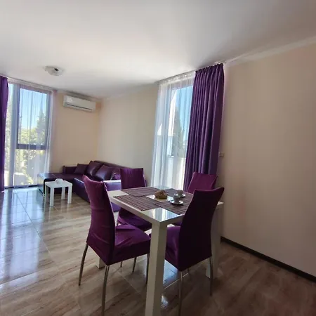 Blue - Amara Apartment *